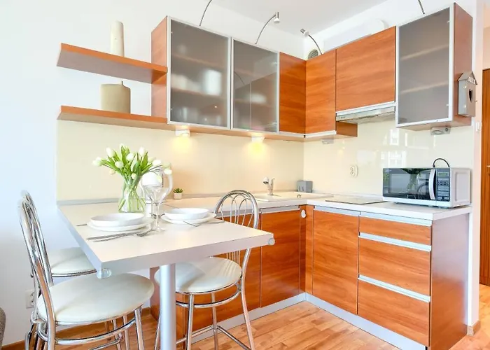 Sikorskiego, Sun & Snow